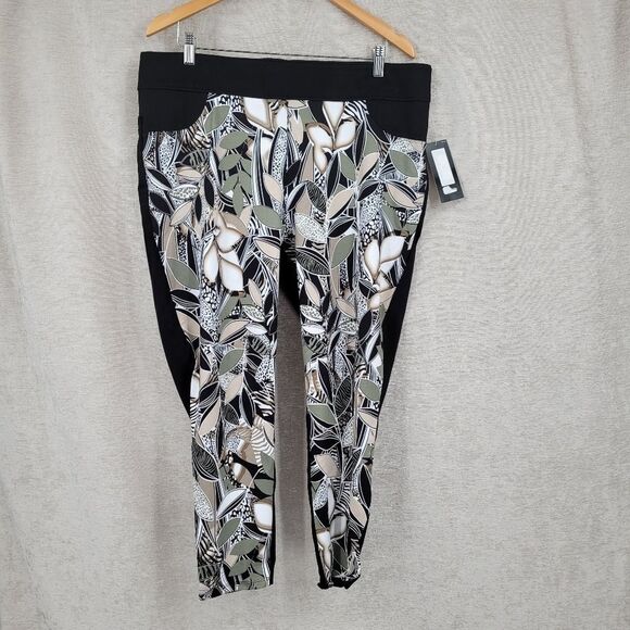 Slim Factor by Investments Pull on Pants Tropical Leaf Pattern Slimming NEW - Picture 1 of 9